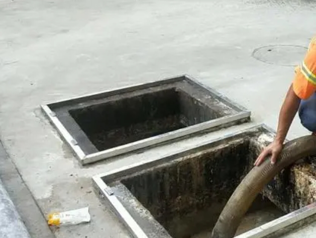 打安镇化粪池清理